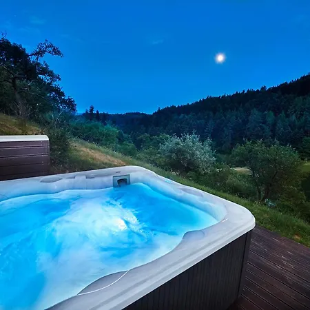 Sad Nad Klingerom Gospodarstwo wiejskie *